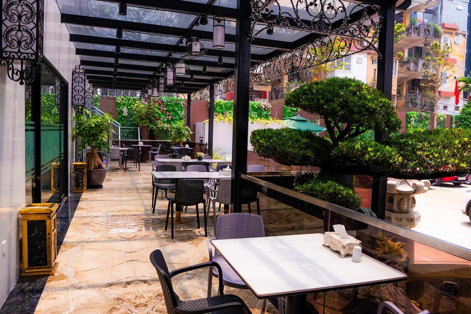 Capital Garden Hotel Hanoi Buitenkant foto