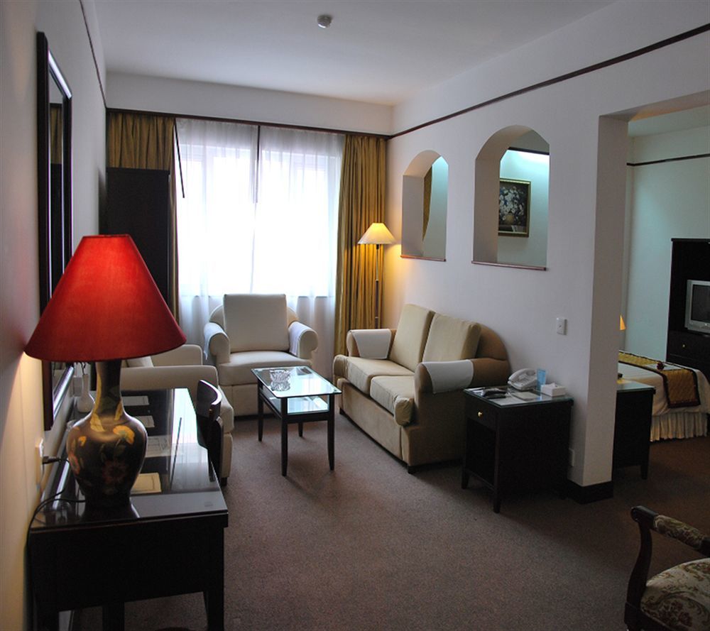 Capital Garden Hotel Hanoi Buitenkant foto