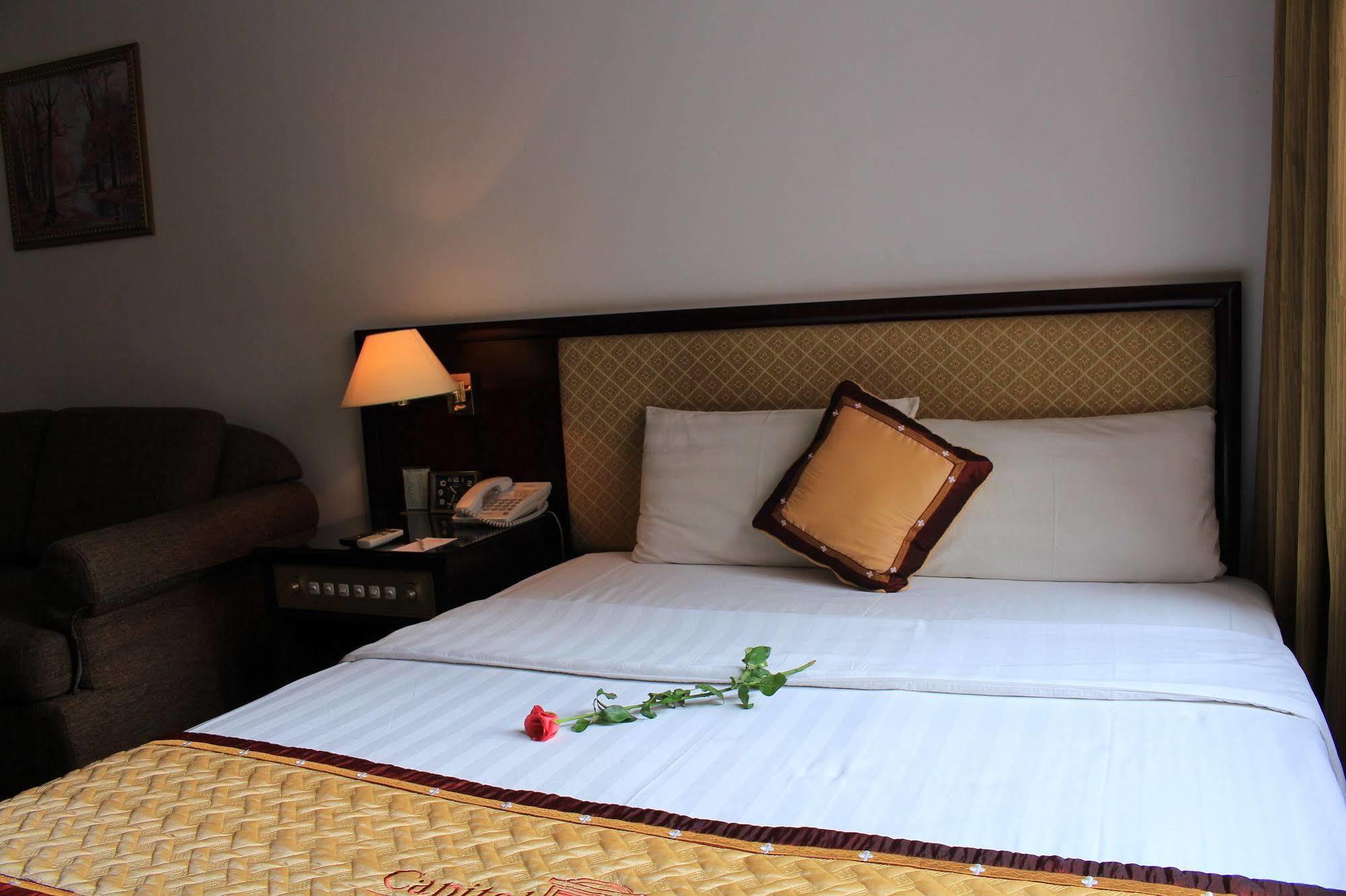 Capital Garden Hotel Hanoi Buitenkant foto