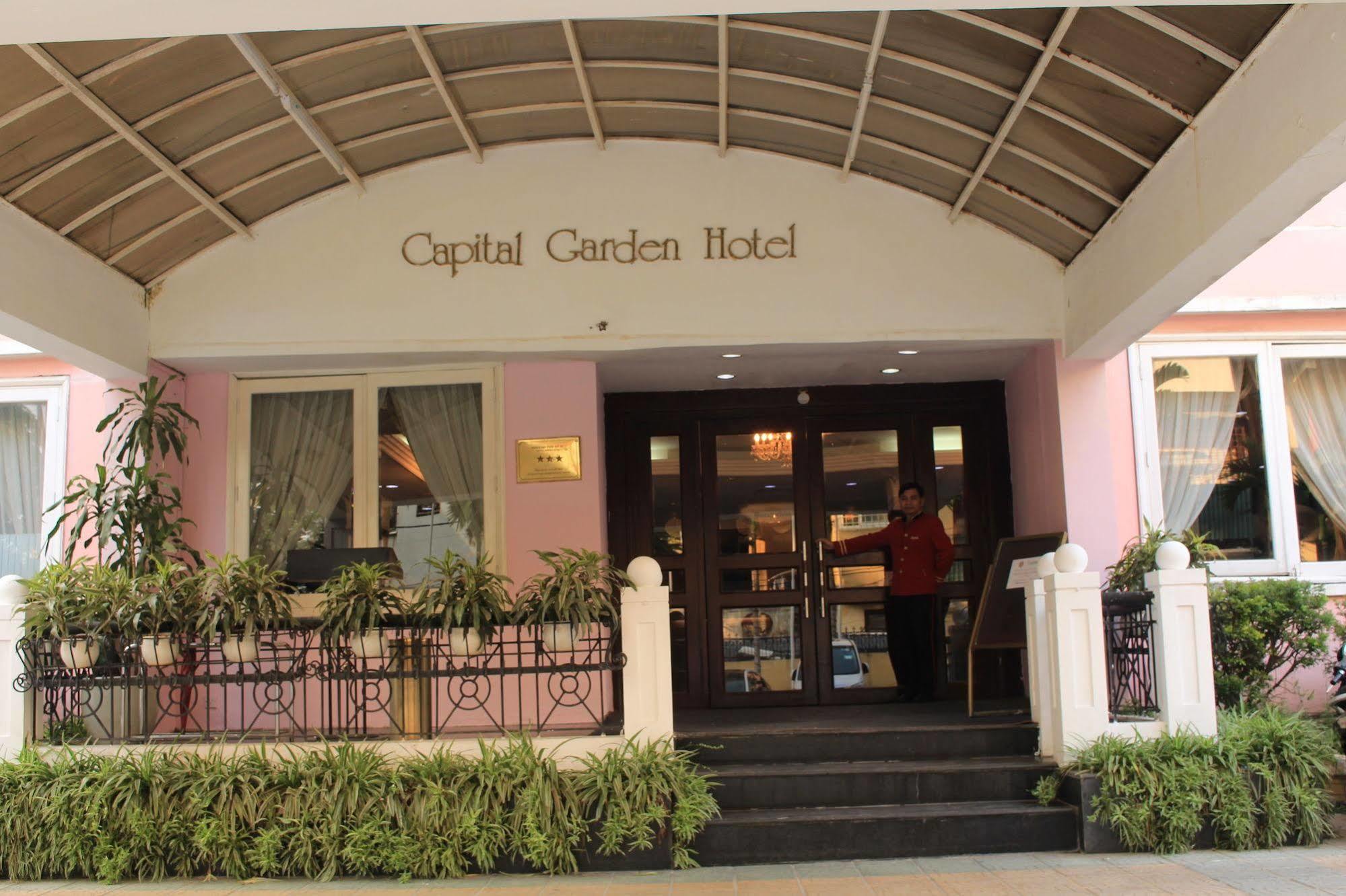 Capital Garden Hotel Hanoi Buitenkant foto