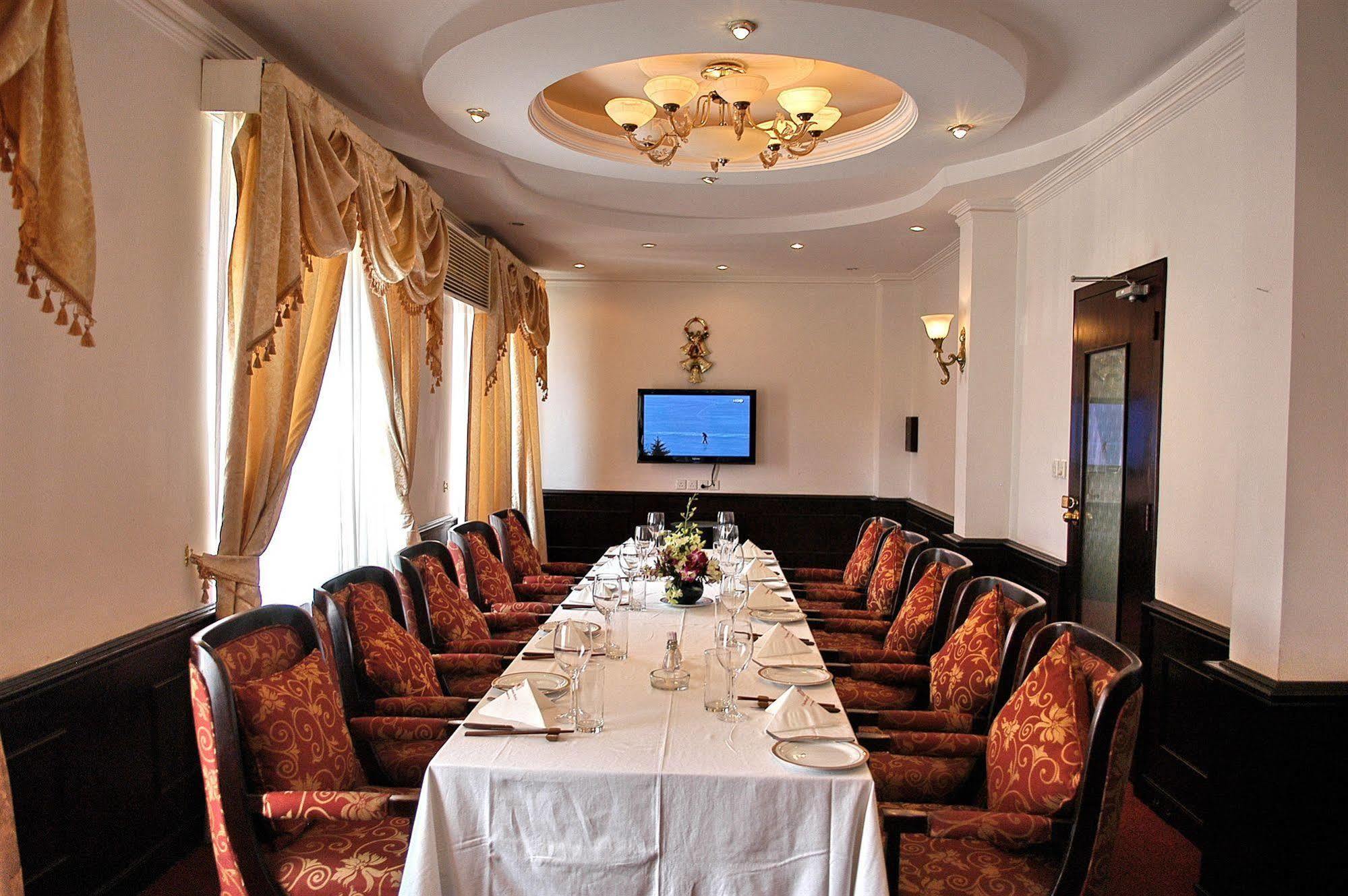 Capital Garden Hotel Hanoi Buitenkant foto