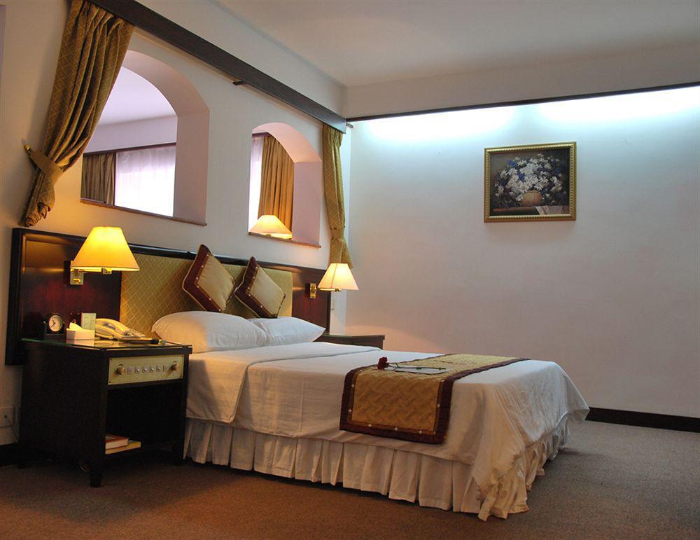 Capital Garden Hotel Hanoi Buitenkant foto